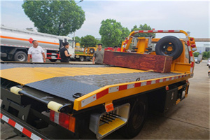 端州附近拖车电话号码服务