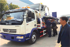 端州汽车道路救援拖车价格